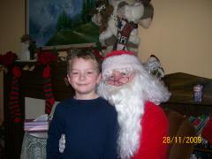 Saturday November 28, 2009 12:54 - CHRISTMAS CONCERT AND DRIVE TO SEE LIGHTS 051.jpg